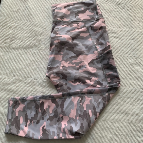 Fabletics Powerhold - Picture 2 of 3